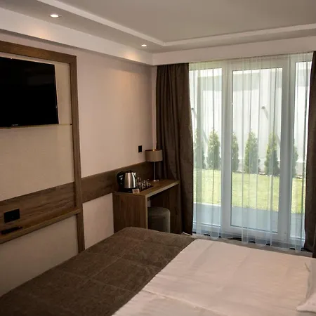 Arletti Hotel